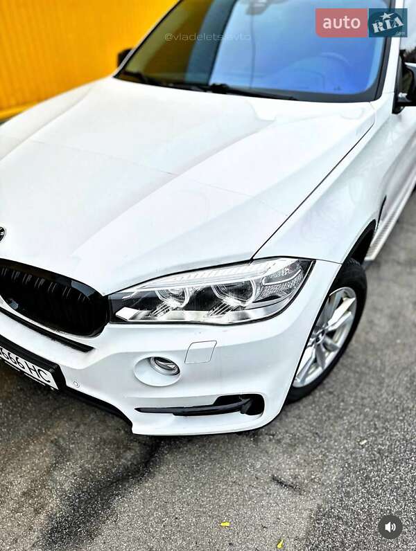 Внедорожник / Кроссовер BMW X5 2016 в Запорожье