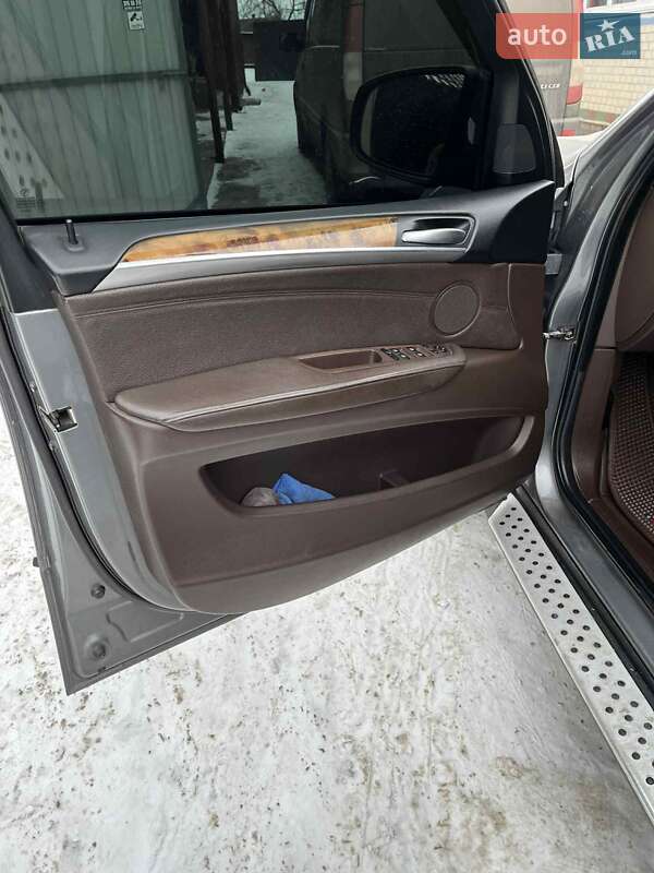 Внедорожник / Кроссовер BMW X5 2007 в Оратове