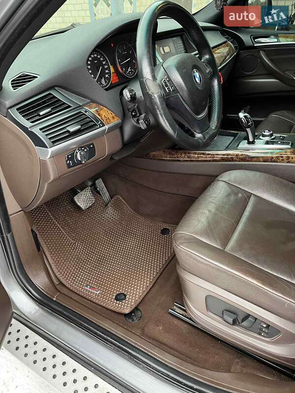 Внедорожник / Кроссовер BMW X5 2007 в Оратове