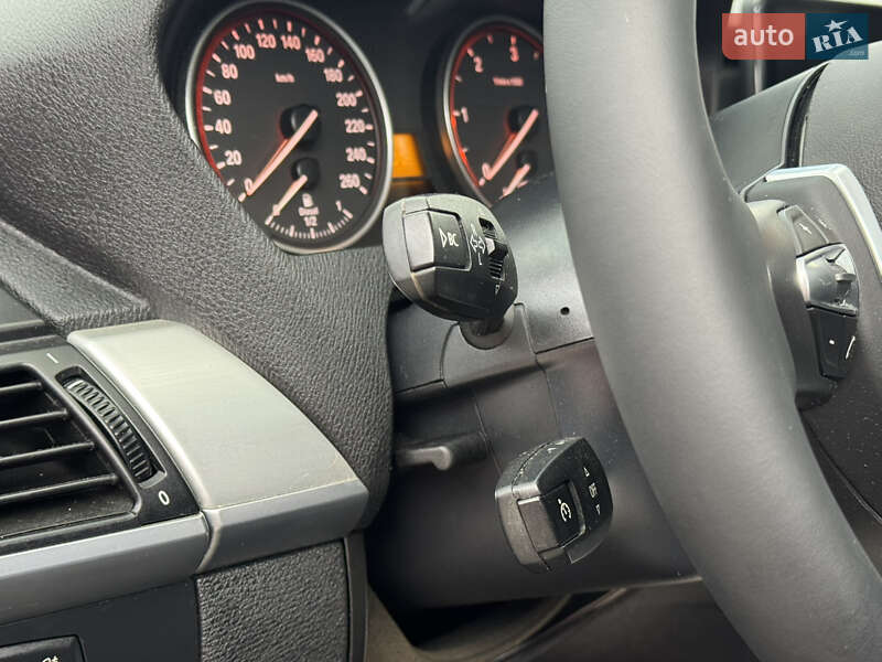 Внедорожник / Кроссовер BMW X5 2011 в Ровно