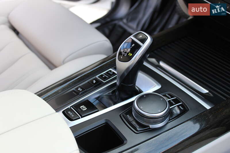 Внедорожник / Кроссовер BMW X5 2018 в Ровно