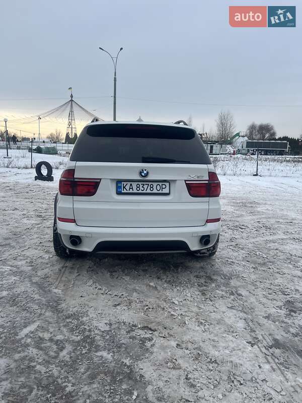 Внедорожник / Кроссовер BMW X5 2012 в Киеве