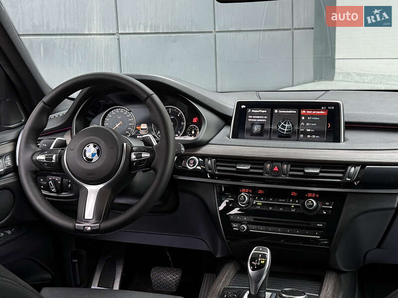 Внедорожник / Кроссовер BMW X5 2017 в Одессе