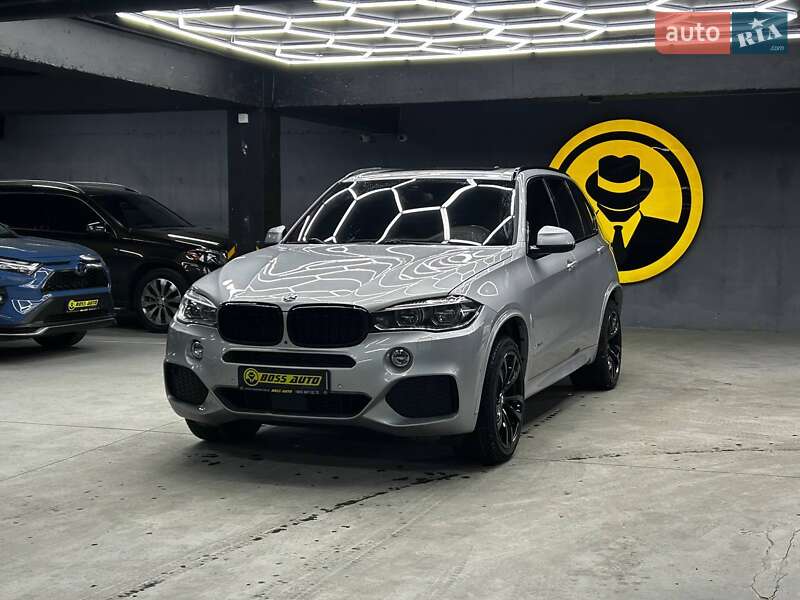 Позашляховик / Кросовер BMW X5 2016 в Чернівцях