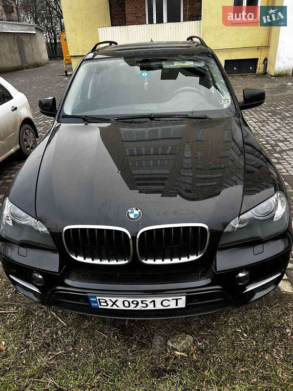 Позашляховик / Кросовер BMW X5 2011 в Кам'янець-Подільському