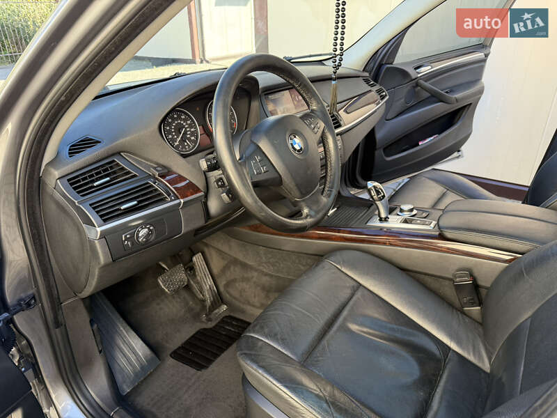Внедорожник / Кроссовер BMW X5 2008 в Дрогобыче