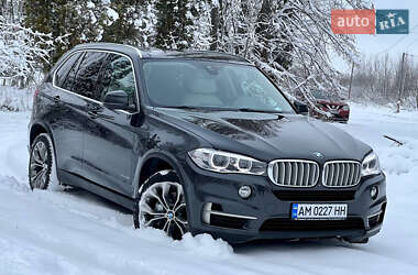 Позашляховик / Кросовер BMW X5 2015 в Житомирі