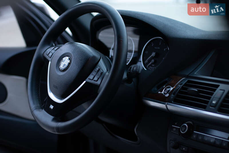 Позашляховик / Кросовер BMW X5 2012 в Києві фото 26 Позашляховик / Кросовер BMW X5 2012 в Києві