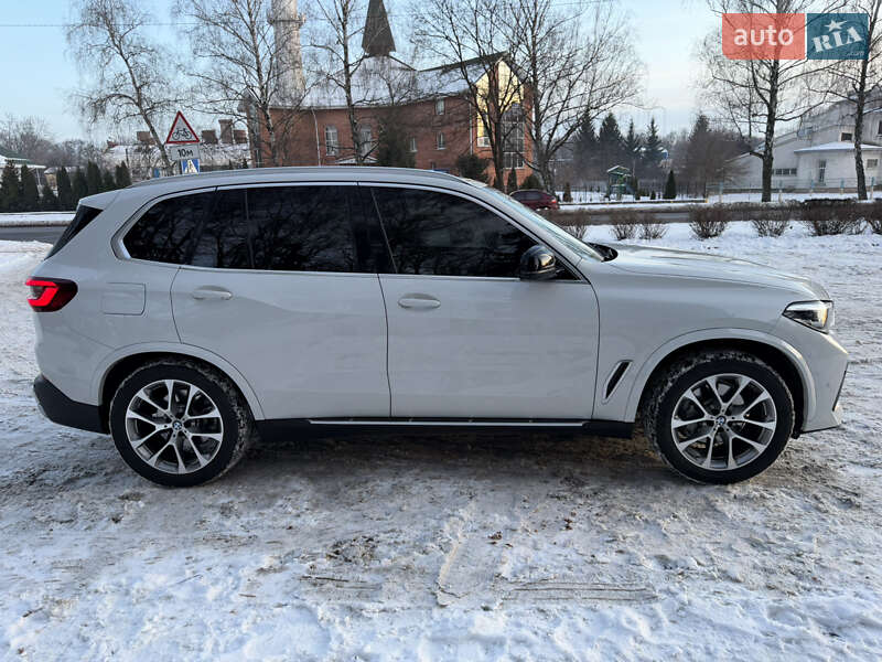 Позашляховик / Кросовер BMW X5 2018 в Києві фото 7 Позашляховик / Кросовер BMW X5 2018 в Києві