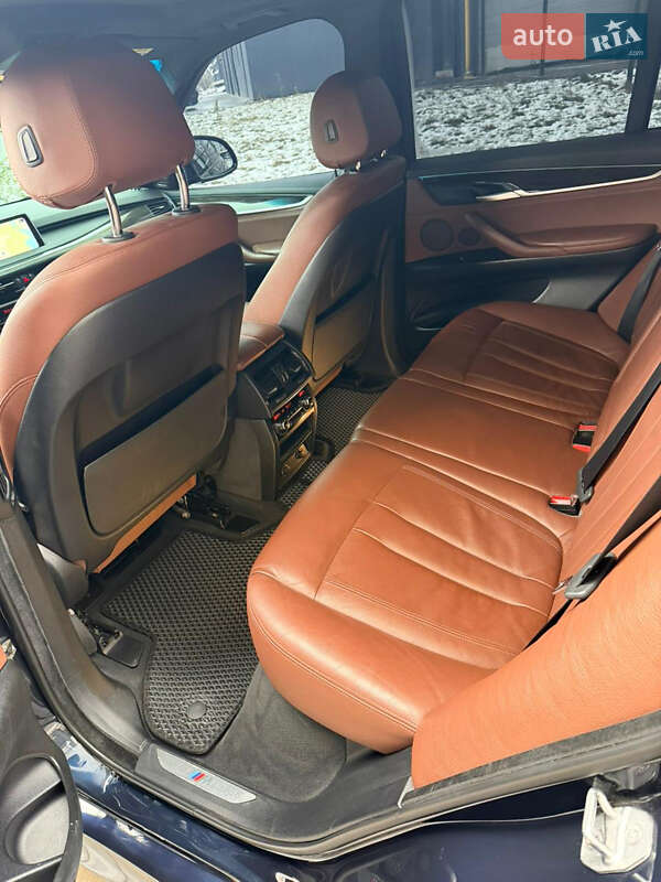 Позашляховик / Кросовер BMW X5 2016 в Івано-Франківську