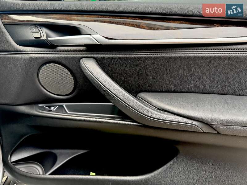 Внедорожник / Кроссовер BMW X5 2014 в Одессе