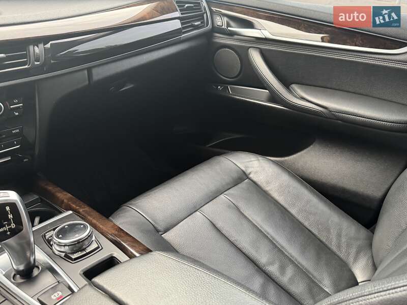 Внедорожник / Кроссовер BMW X5 2014 в Одессе