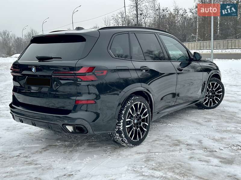 Внедорожник / Кроссовер BMW X5 2024 в Киеве