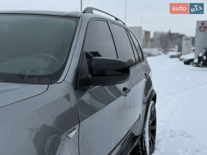 Позашляховик / Кросовер BMW X5 2010 в Рівному