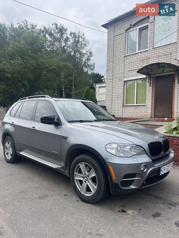 Позашляховик / Кросовер BMW X5 2012 в Тальному
