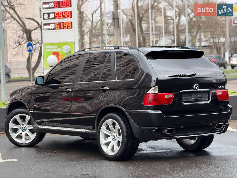 Внедорожник / Кроссовер BMW X5 2004 в Одессе