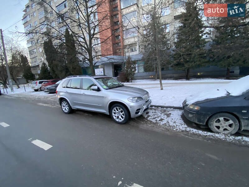 Позашляховик / Кросовер BMW X5 2010 в Львові