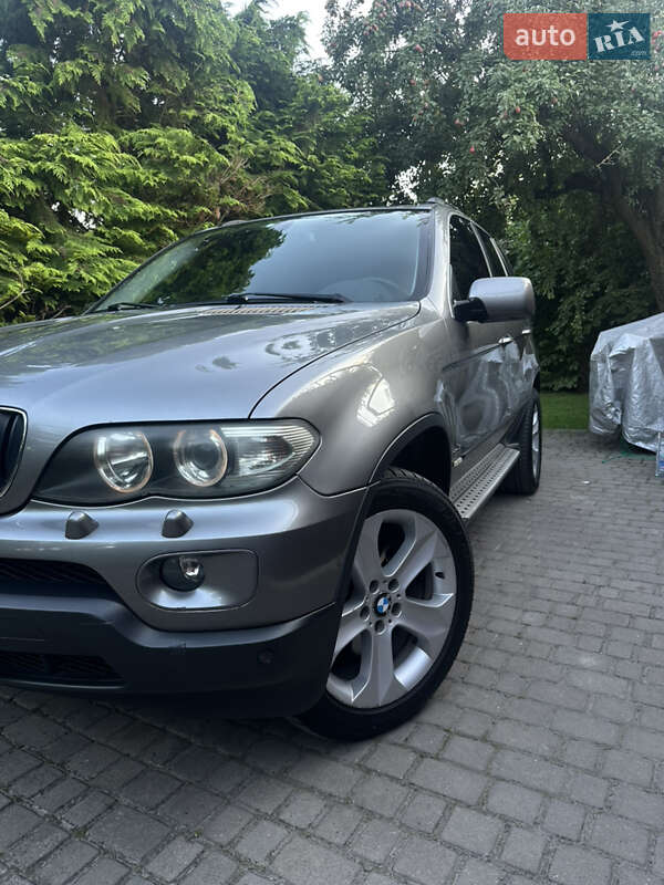 Внедорожник / Кроссовер BMW X5 2006 в Ровно