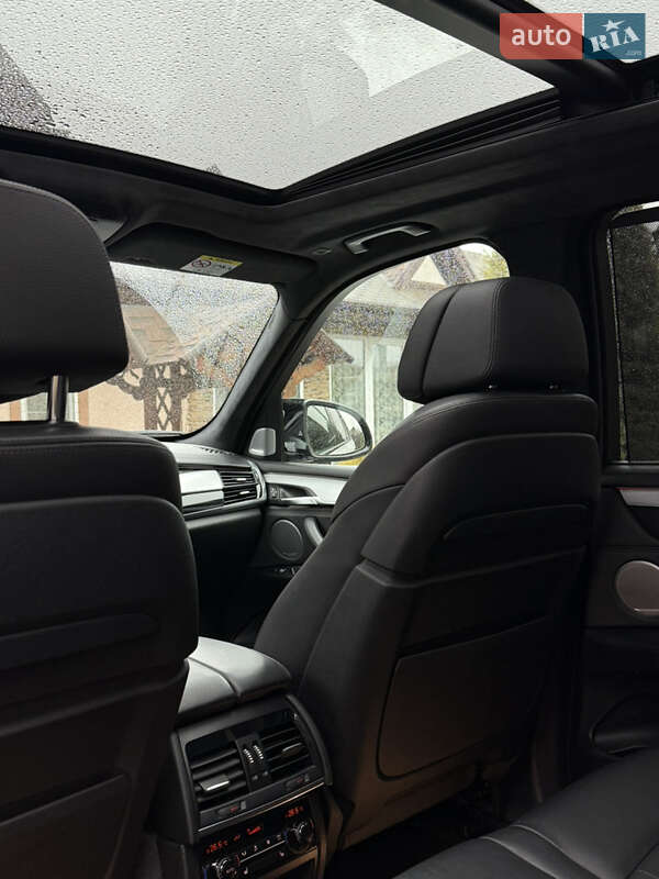 Внедорожник / Кроссовер BMW X5 2016 в Днепре