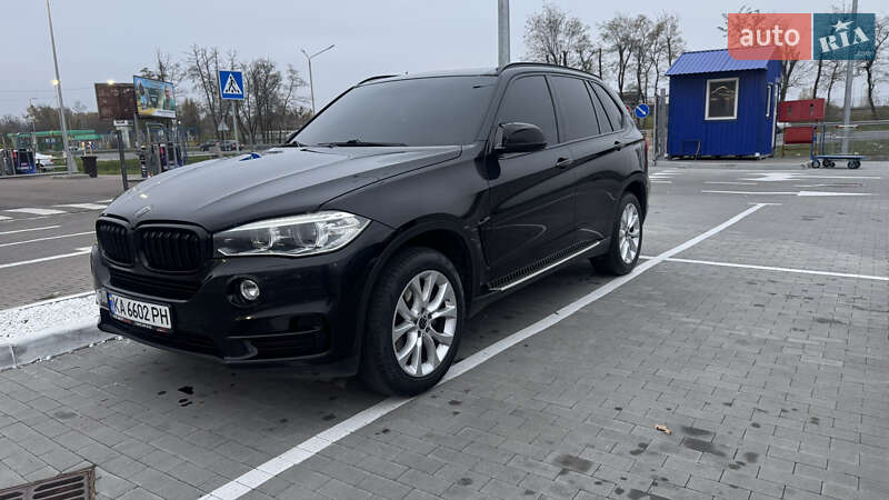 Внедорожник / Кроссовер BMW X5 2016 в Киеве