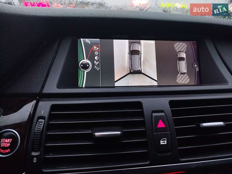 Внедорожник / Кроссовер BMW X5 2010 в Запорожье