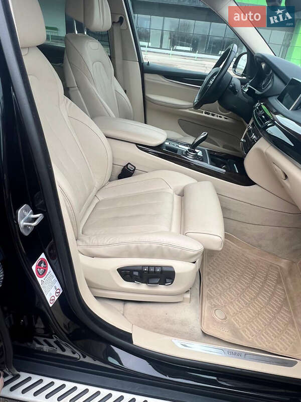 Внедорожник / Кроссовер BMW X5 2013 в Одессе