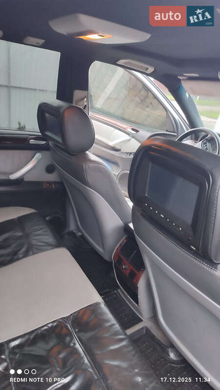 Внедорожник / Кроссовер BMW X5 2000 в Шполе