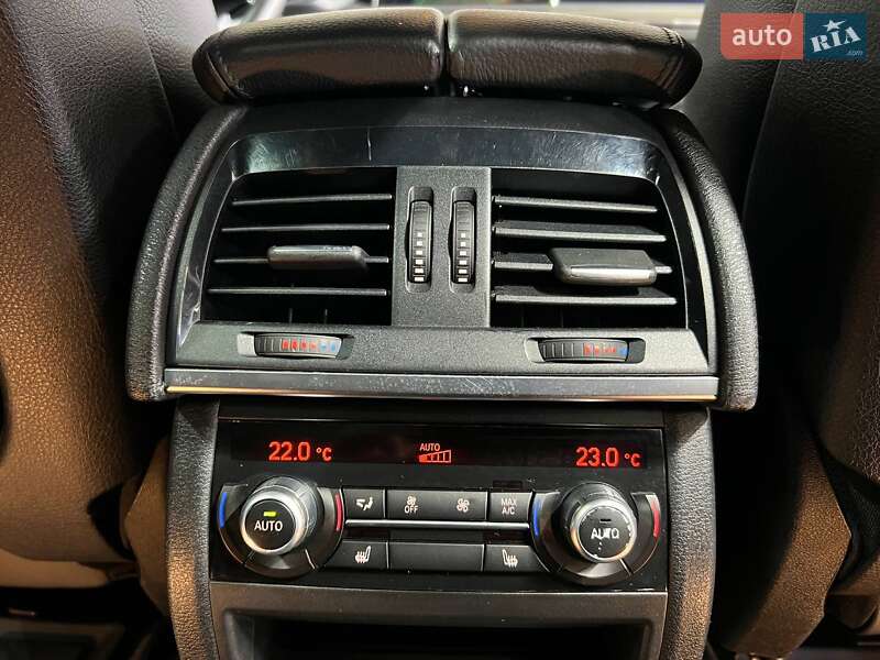 Внедорожник / Кроссовер BMW X5 2015 в Одессе