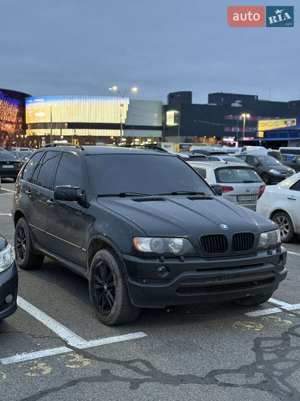 Внедорожник / Кроссовер BMW X5 2002 в Киеве