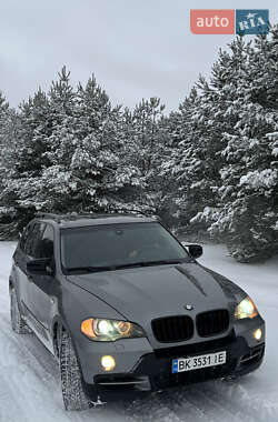 Внедорожник / Кроссовер BMW X5 2008 в Березному