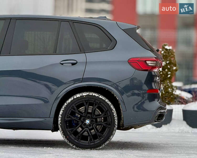 Внедорожник / Кроссовер BMW X5 2019 в Киеве