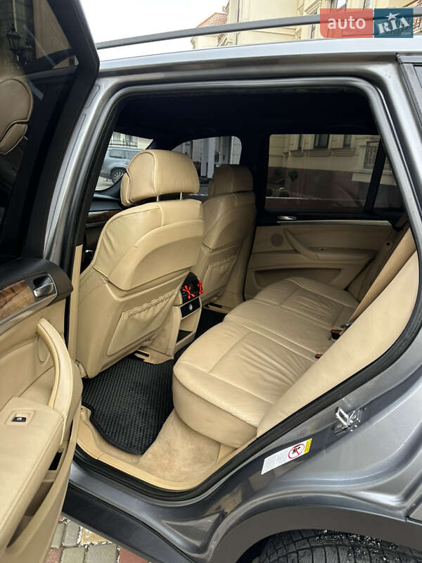 Внедорожник / Кроссовер BMW X5 2008 в Одессе