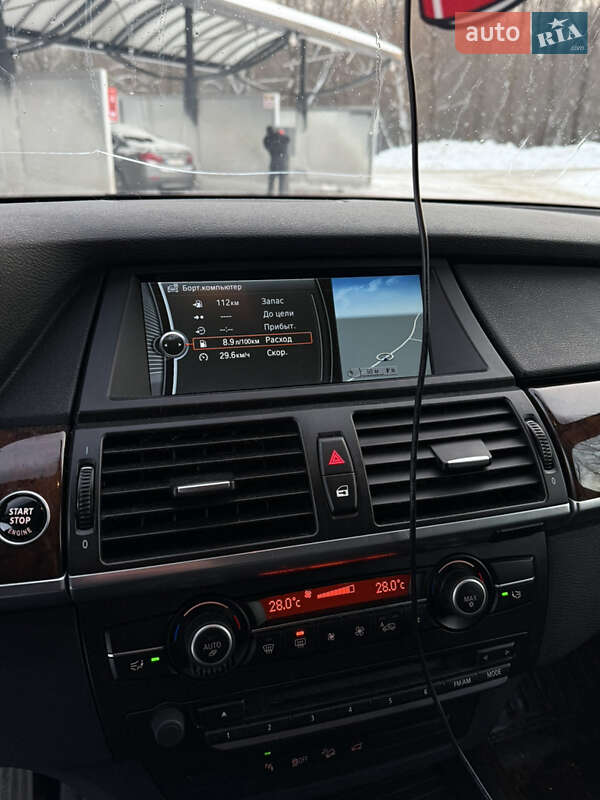 Внедорожник / Кроссовер BMW X5 2010 в Хмельницком