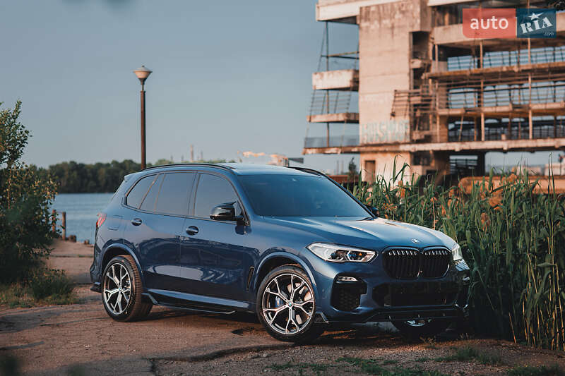 Внедорожник / Кроссовер BMW X5 2019 в Киеве
