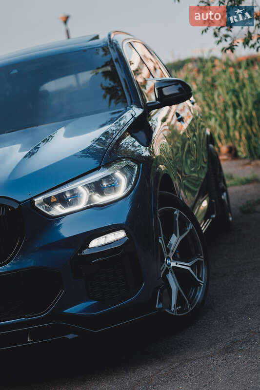 Внедорожник / Кроссовер BMW X5 2019 в Киеве