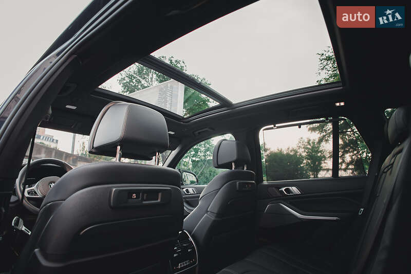 Внедорожник / Кроссовер BMW X5 2019 в Киеве