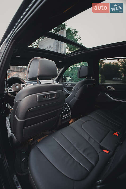 Внедорожник / Кроссовер BMW X5 2019 в Киеве