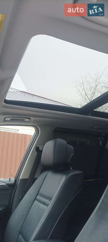 Внедорожник / Кроссовер BMW X5 2010 в Киеве