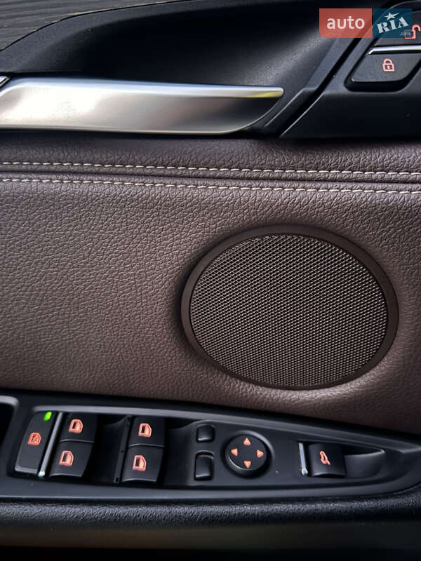 Внедорожник / Кроссовер BMW X5 2014 в Кропивницком