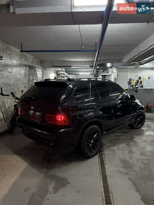 Внедорожник / Кроссовер BMW X5 2002 в Киеве