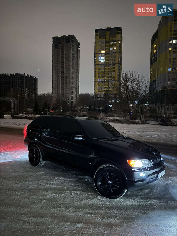 Внедорожник / Кроссовер BMW X5 2002 в Киеве