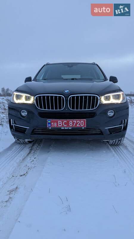 Внедорожник / Кроссовер BMW X5 2015 в Коростене