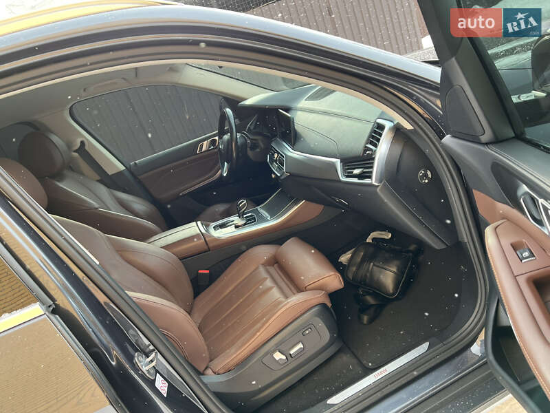 Внедорожник / Кроссовер BMW X5 2019 в Виннице