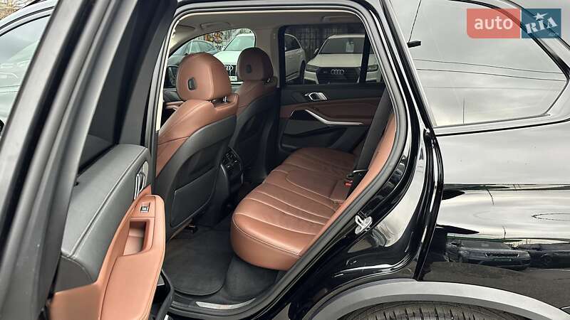Внедорожник / Кроссовер BMW X5 2020 в Киеве