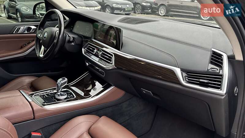 Внедорожник / Кроссовер BMW X5 2020 в Киеве