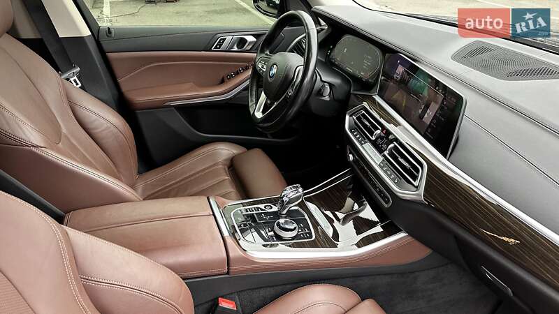 Внедорожник / Кроссовер BMW X5 2020 в Киеве