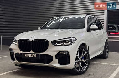 Внедорожник / Кроссовер BMW X5 2020 в Киеве