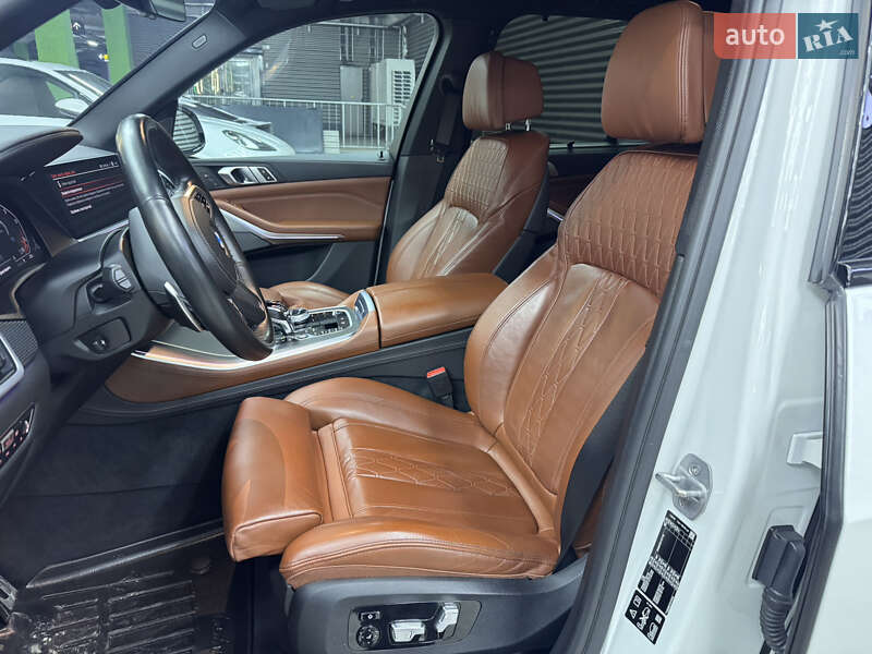 Внедорожник / Кроссовер BMW X5 2020 в Киеве