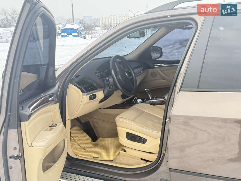 Внедорожник / Кроссовер BMW X5 2011 в Харькове фото 7 Внедорожник / Кроссовер BMW X5 2011 в Харькове