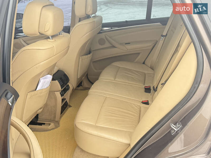 Внедорожник / Кроссовер BMW X5 2011 в Харькове фото 9 Внедорожник / Кроссовер BMW X5 2011 в Харькове